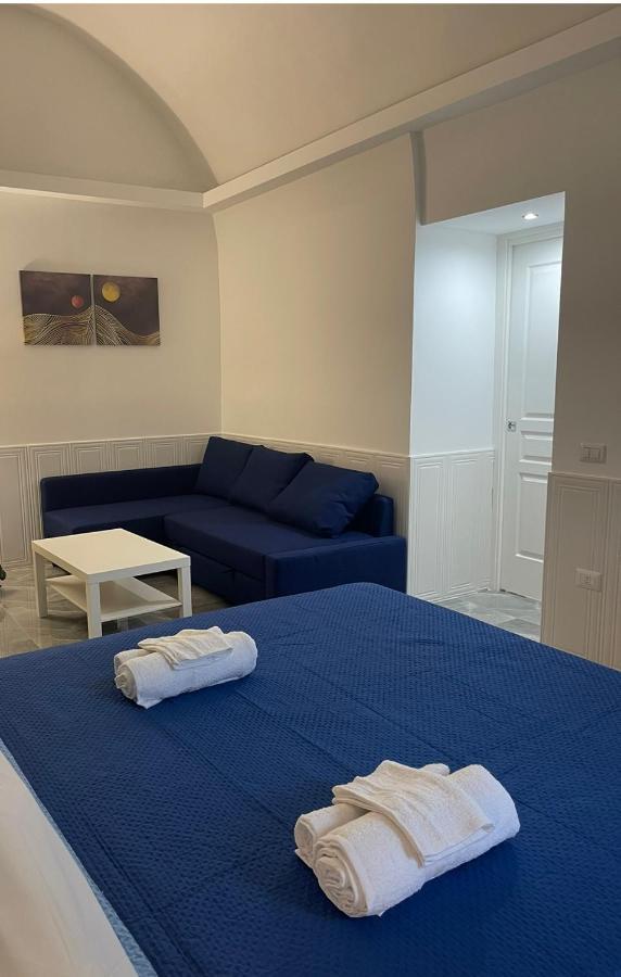 Santa Monica Apartment Naples